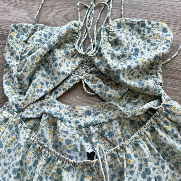 Midi dress 💙🤍🔥 - Picture 12 of 12